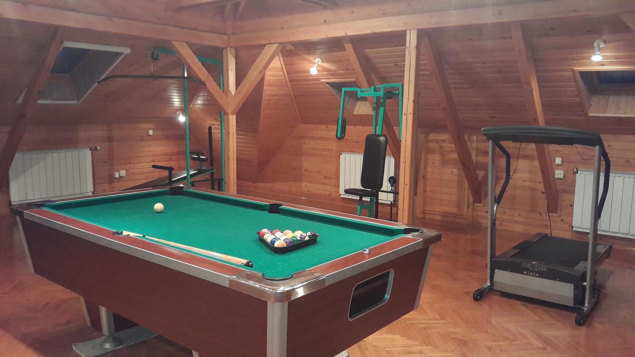 Pero Panzio Bed & Breakfast Debrecen Bagian luar foto