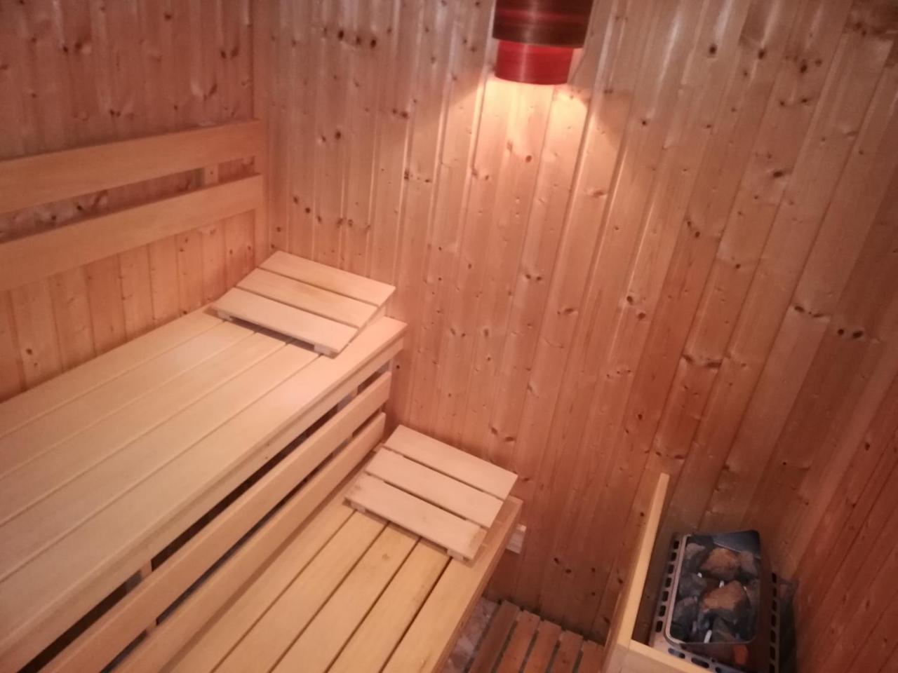 Pero Panzio Bed & Breakfast Debrecen Bagian luar foto