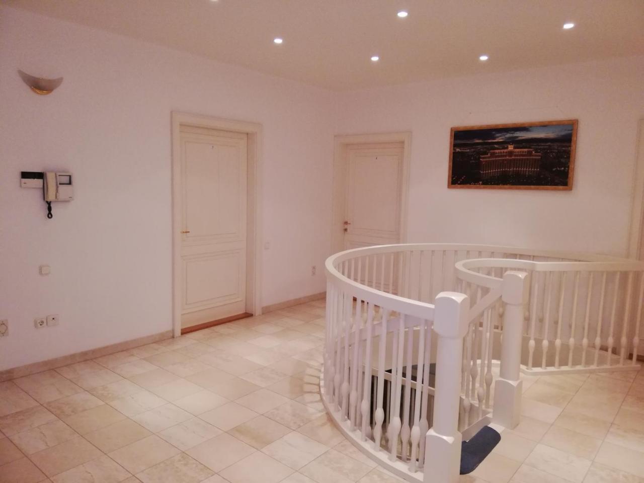Pero Panzio Bed & Breakfast Debrecen Bagian luar foto