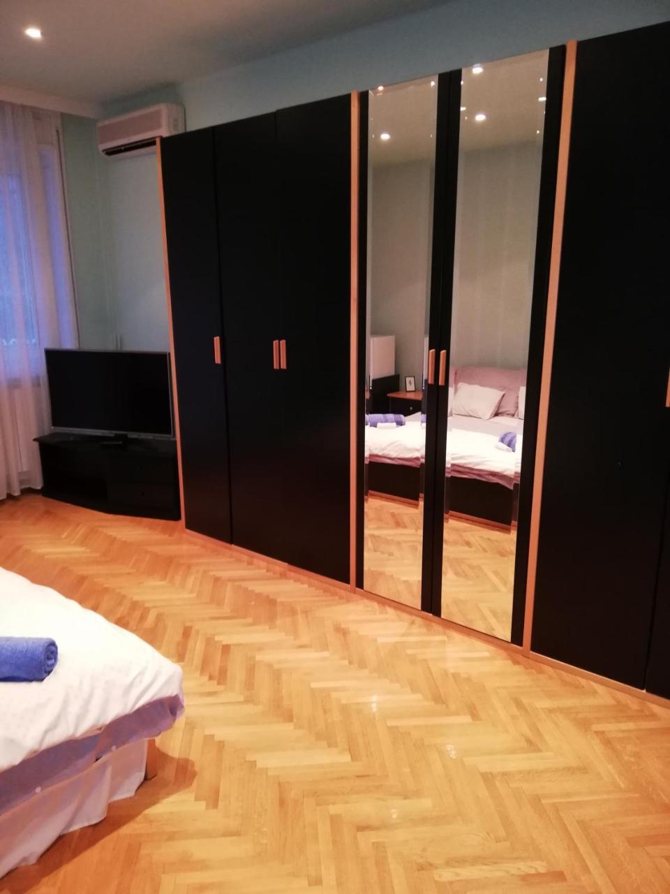 Pero Panzio Bed & Breakfast Debrecen Bagian luar foto